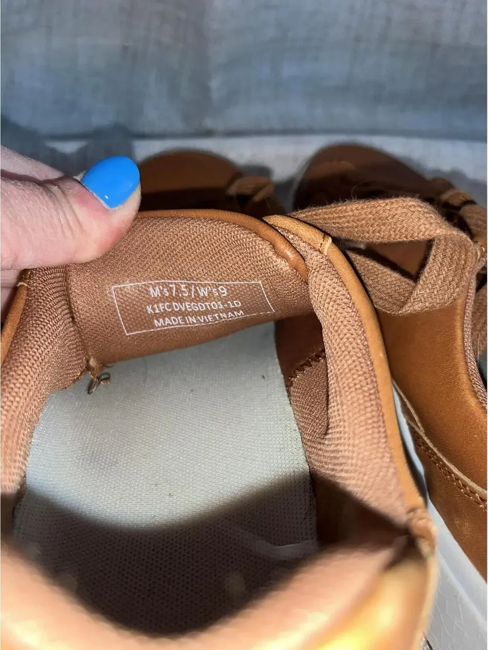 Kizik Vegas Cognac W 9 GUC - Picture 4 of 4